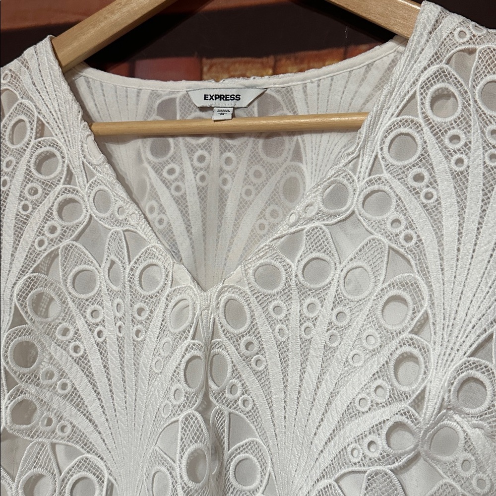 Express White Lace Eyelet Crochet Statement Top Medium - Picture 2 of 5